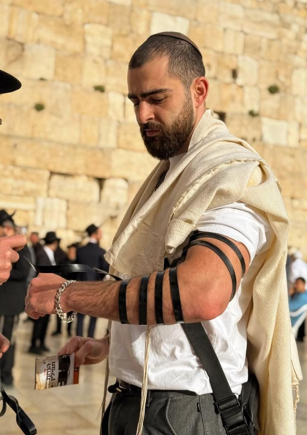 ארז — האמן מאחורי גינו בוטיק
